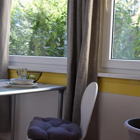 Apartmán New Modernes Mit Wlan Zentral Und Ruhig Gelegen *