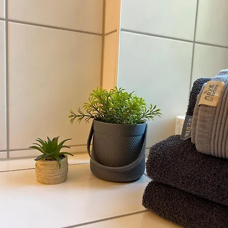 New Modernes Mit Wlan Zentral Und Ruhig Gelegen